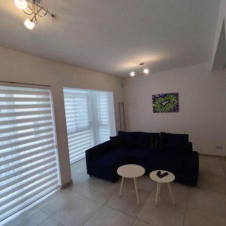 Modern Apartment In Gzira المظهر الخارجي الصورة