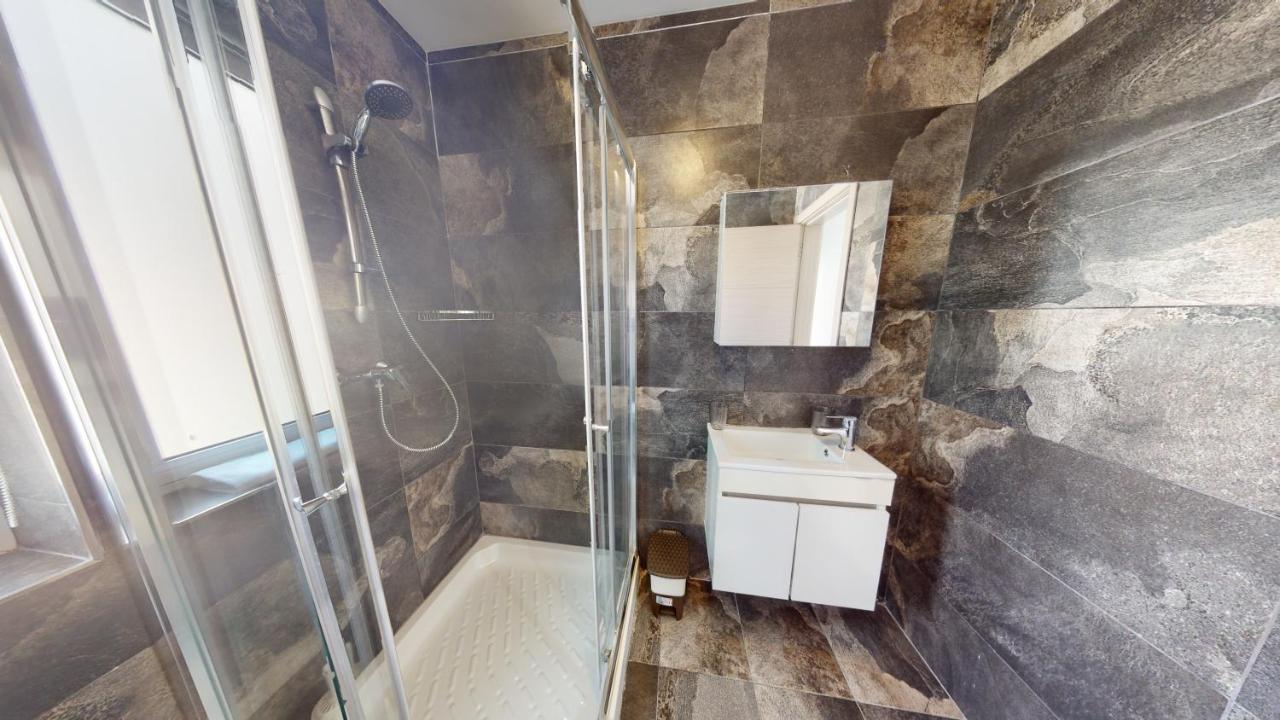 Modern Apartment In Gzira المظهر الخارجي الصورة