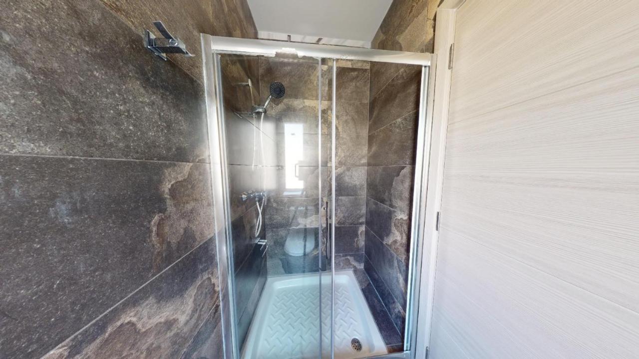 Modern Apartment In Gzira المظهر الخارجي الصورة